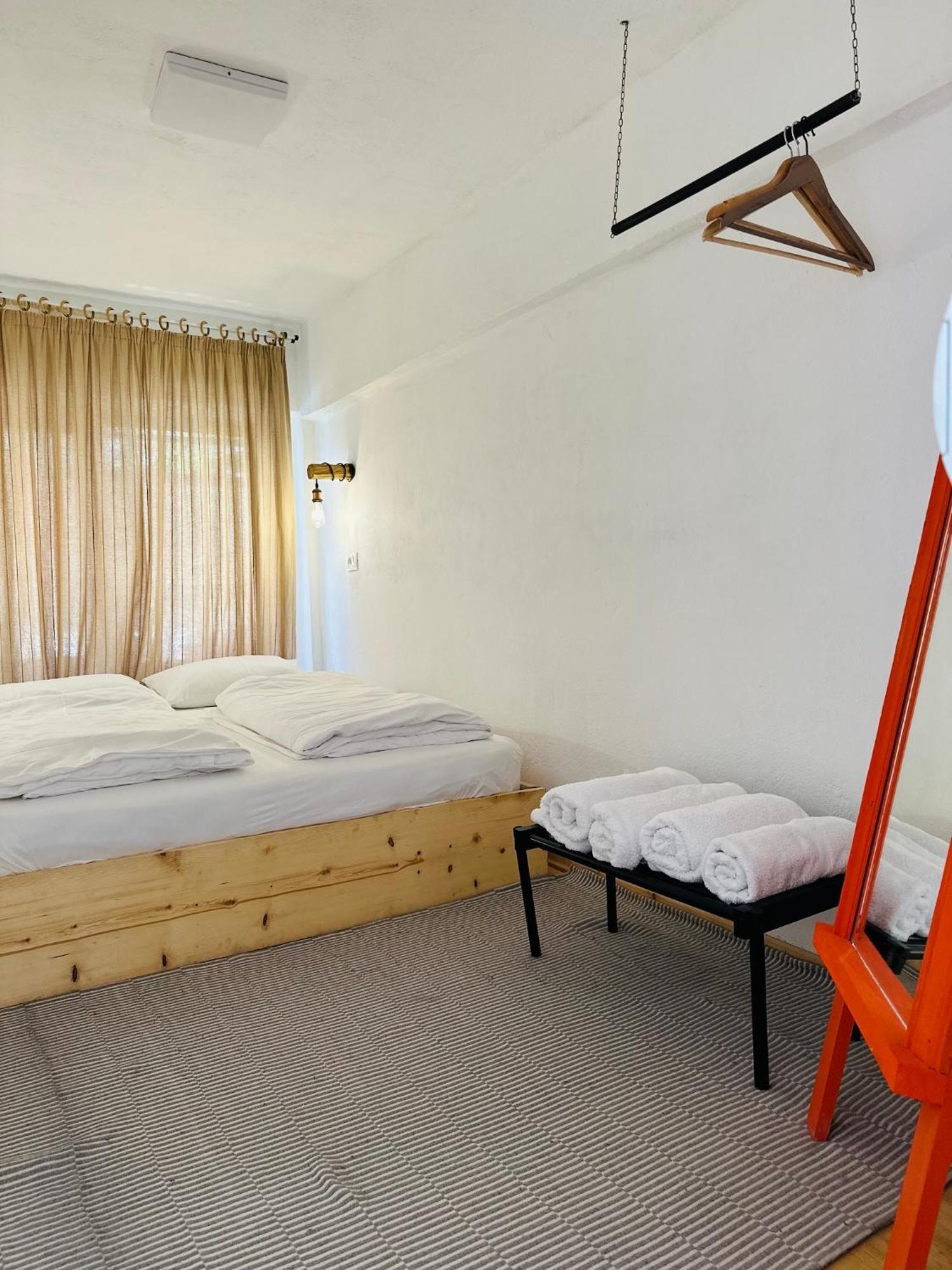 My Wooden Apartments Tiranë Luaran gambar