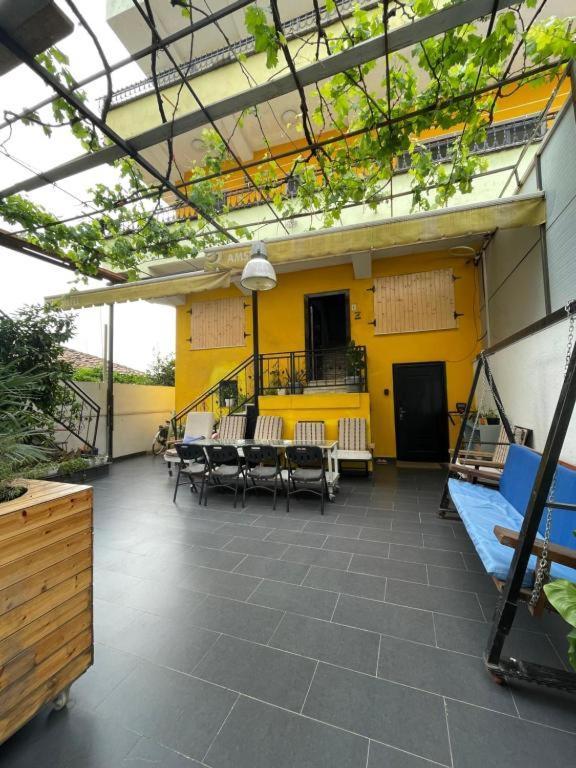 My Wooden Apartments Tiranë Luaran gambar
